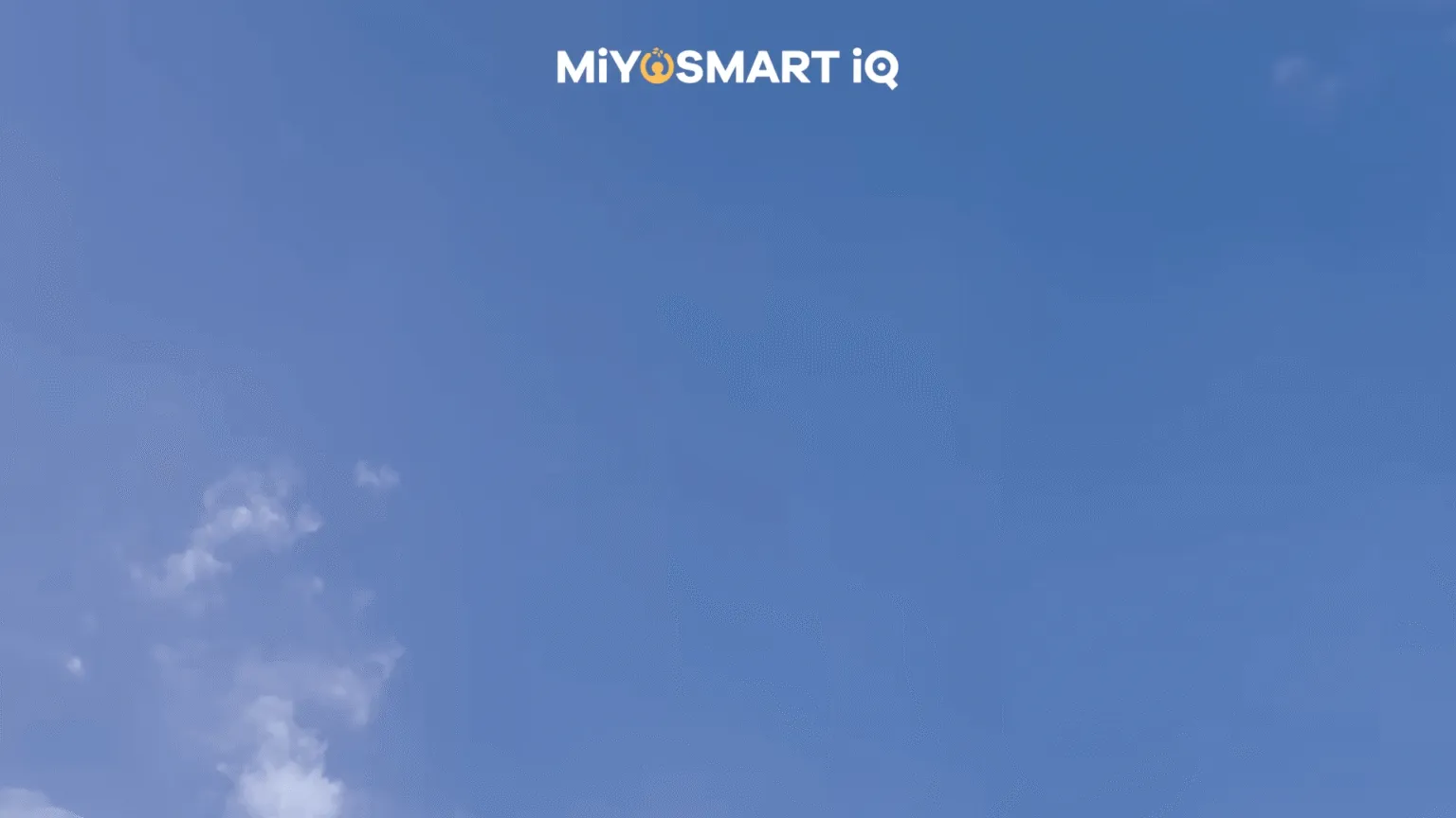 Kadr z filmu o soczewkach MiYOSMART iQ